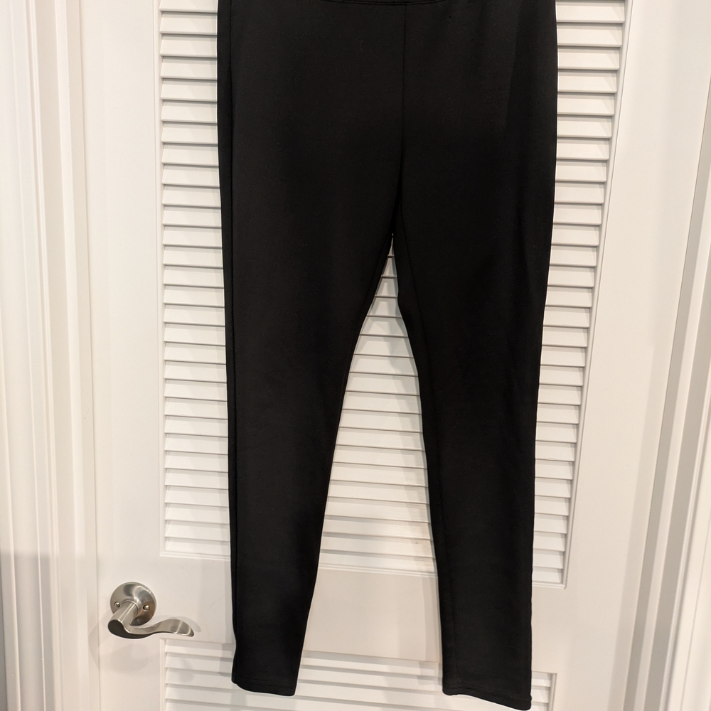Elegant Black Women's Leggings Size Medium